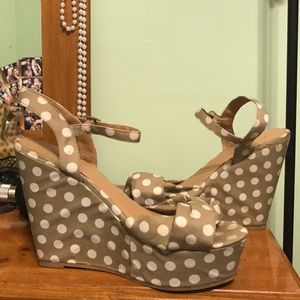 Polkadot wedges